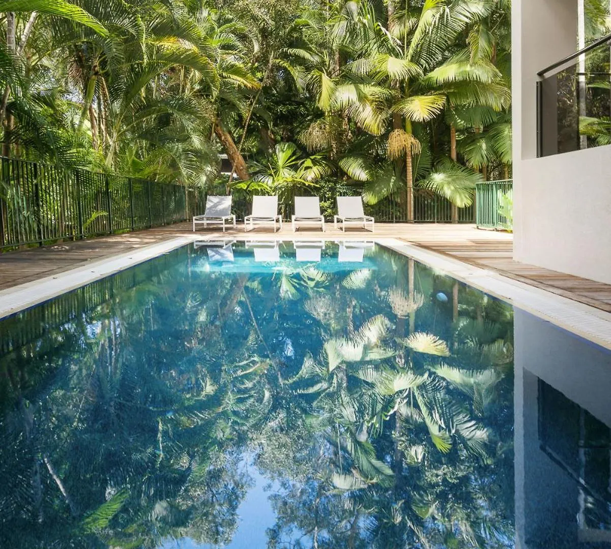 Tropical Retreat With Tranquil Private Pool Villa Noosa Heads Australia
